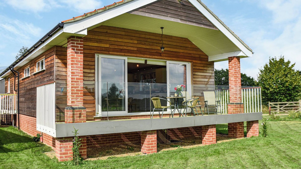 Attleborough Cottage | An ideal destination for relaxation, comfort, and immersion in nature’s beauty.