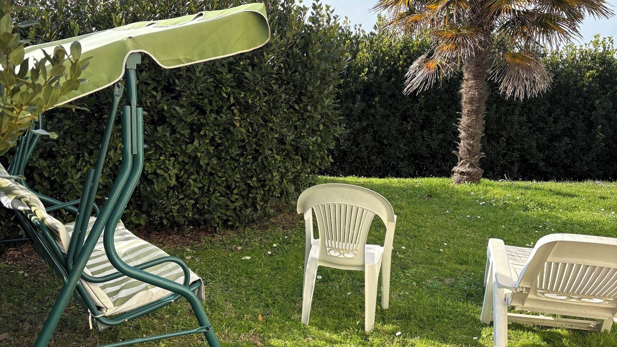 Sirolo House | An ideal home for large groups who want to have fun within walking distance of the sea