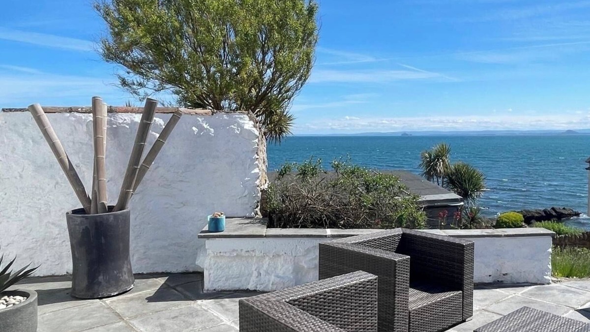 St Monans Cottage | An Idyllic cottage in St.Monans with sea views.