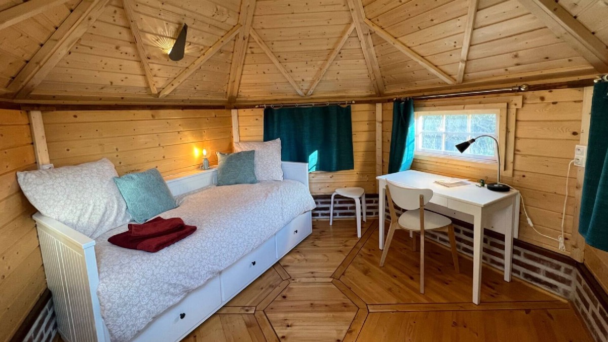 Saint Usuge House | AN OASIS WHERE TO FIND THE ESSENTIALS AND TAKE A BREAK IN CONSCIOUSNESS & IN