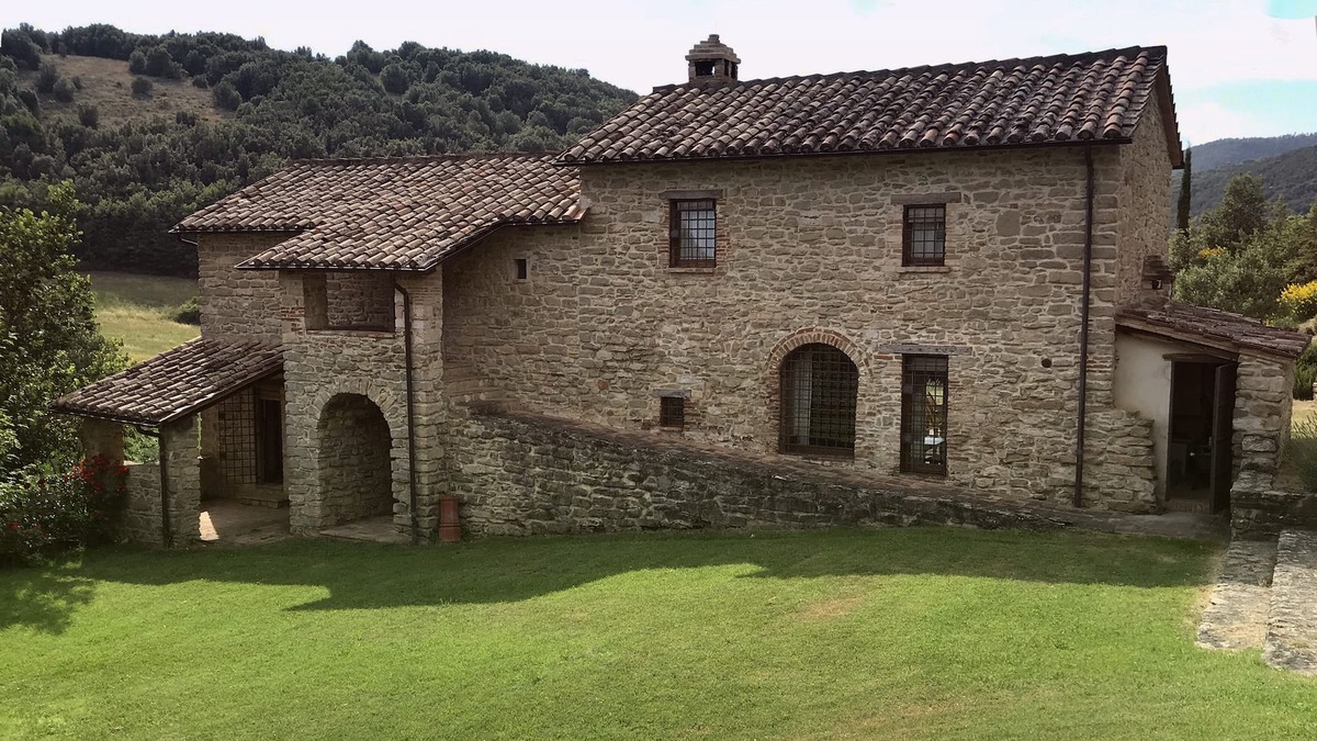 Montelovesco Villa | An unforgettable holiday between nature and art. Ideal family friendly location.