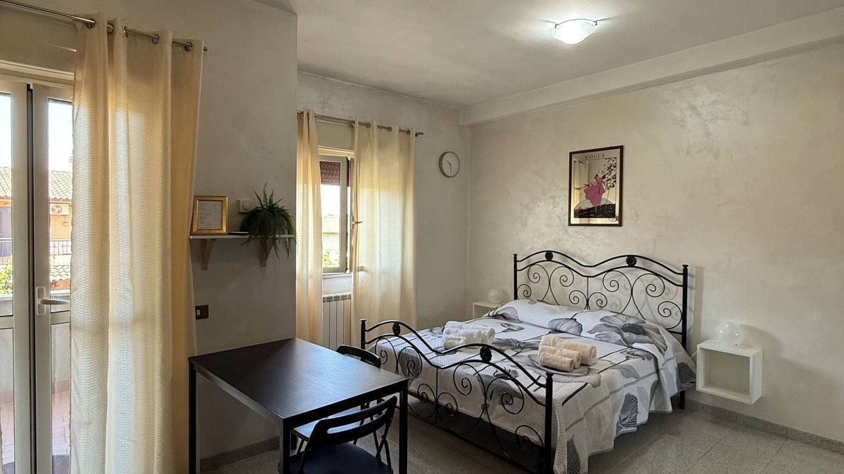 Zona XVIII Capannelle Apartment | Anagnina residence, 400m from Metro A