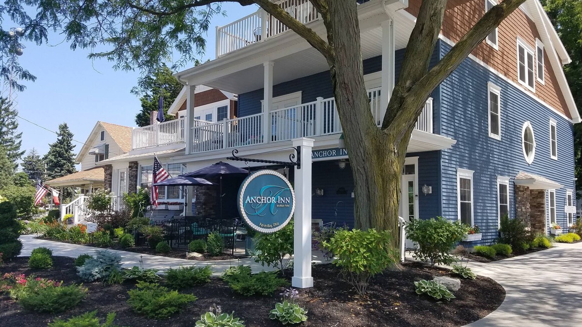 Put-in-Bay Hotel | Anchor Inn Boutique Hotel