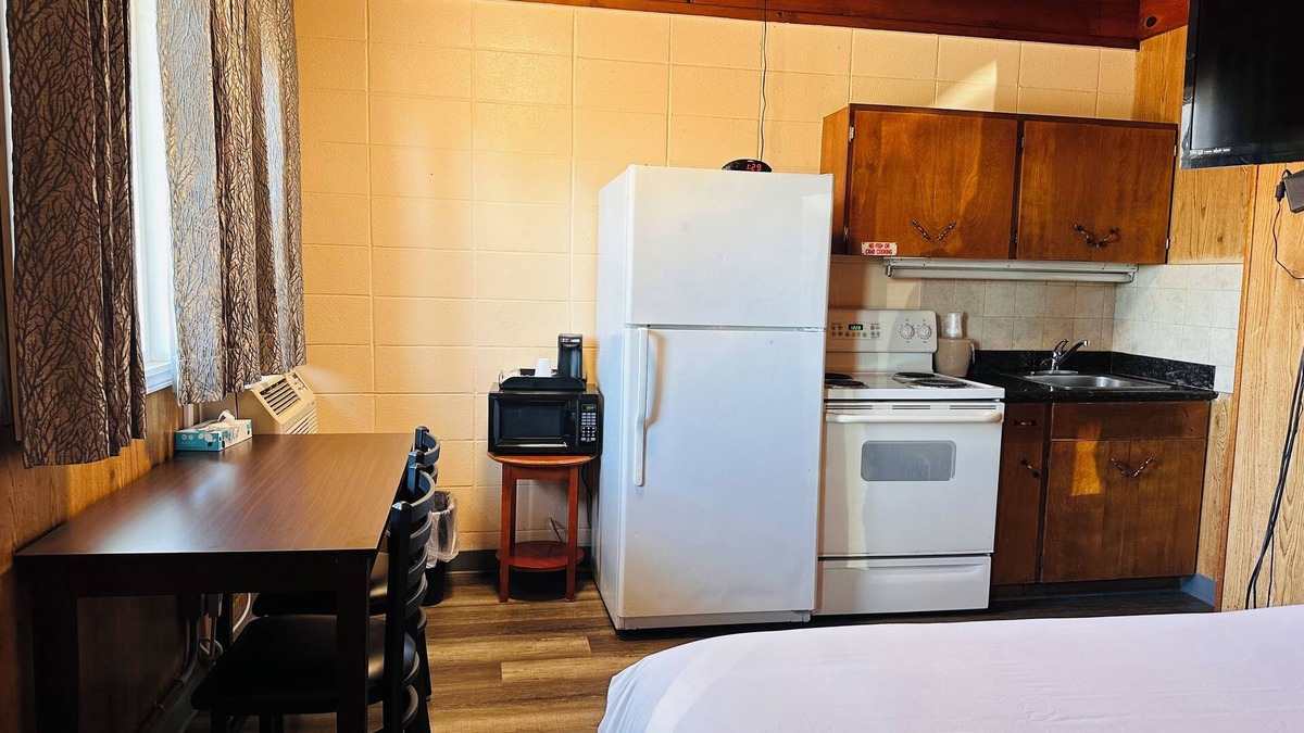 Blaine Hotel | Anchor Inn Motel