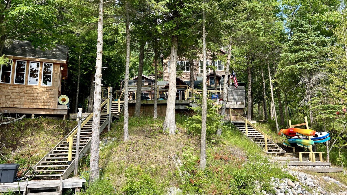 Indian River House | Anchor Lodge: Your Ultimate Summer Retreat: Swim, Kayak, and Relax !