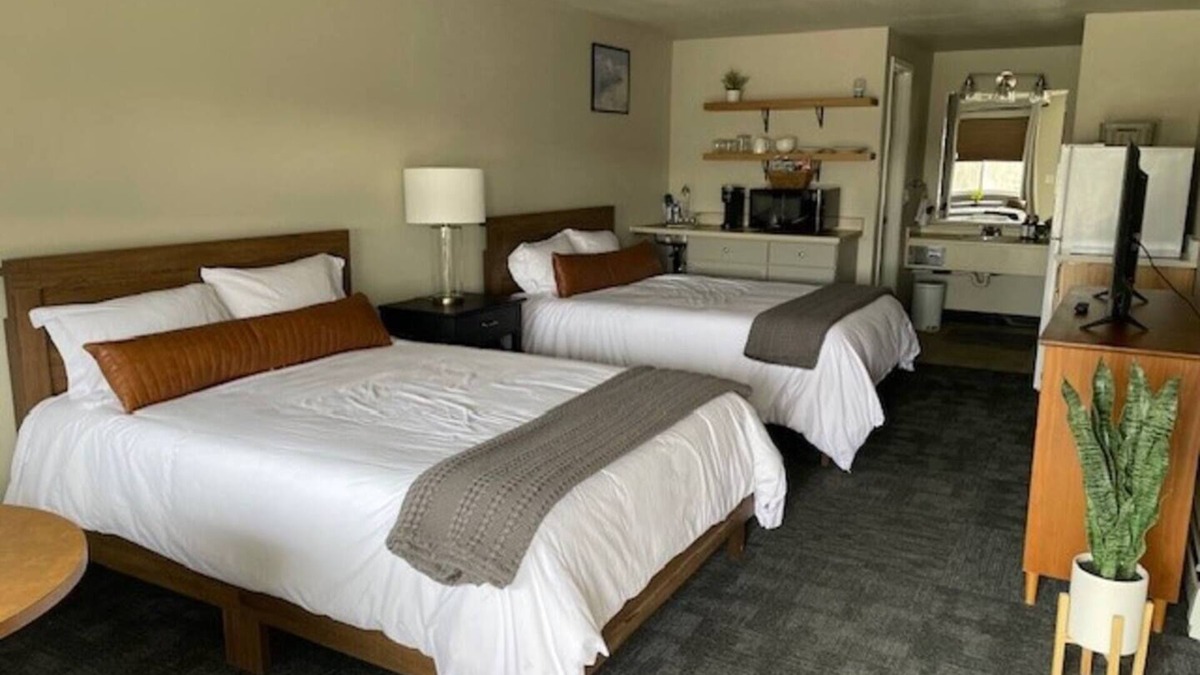 Anchor Point Hotel | Anchor Point Stay - Room 5