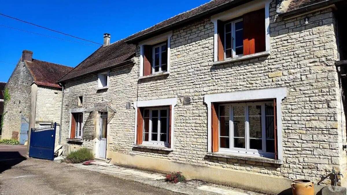 Nitry House | Ancien Corps de Ferme à 2 min de L'autoroute A6. Chez Pépère