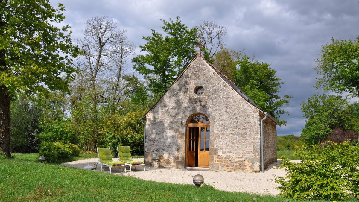 Quebriac House | Ancienne Chapelle D'un Manoir Breton