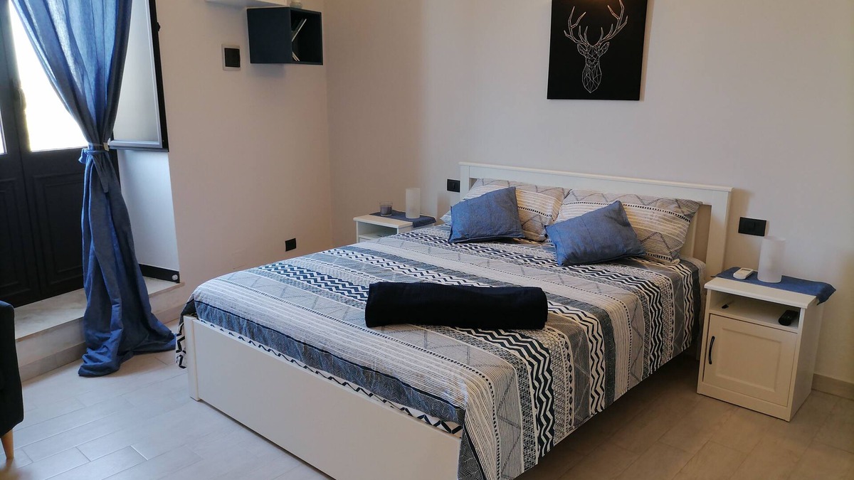 Palazzolo Acreide Historic Centre Apartment | Ancient Dwelling in a Modern Comfort