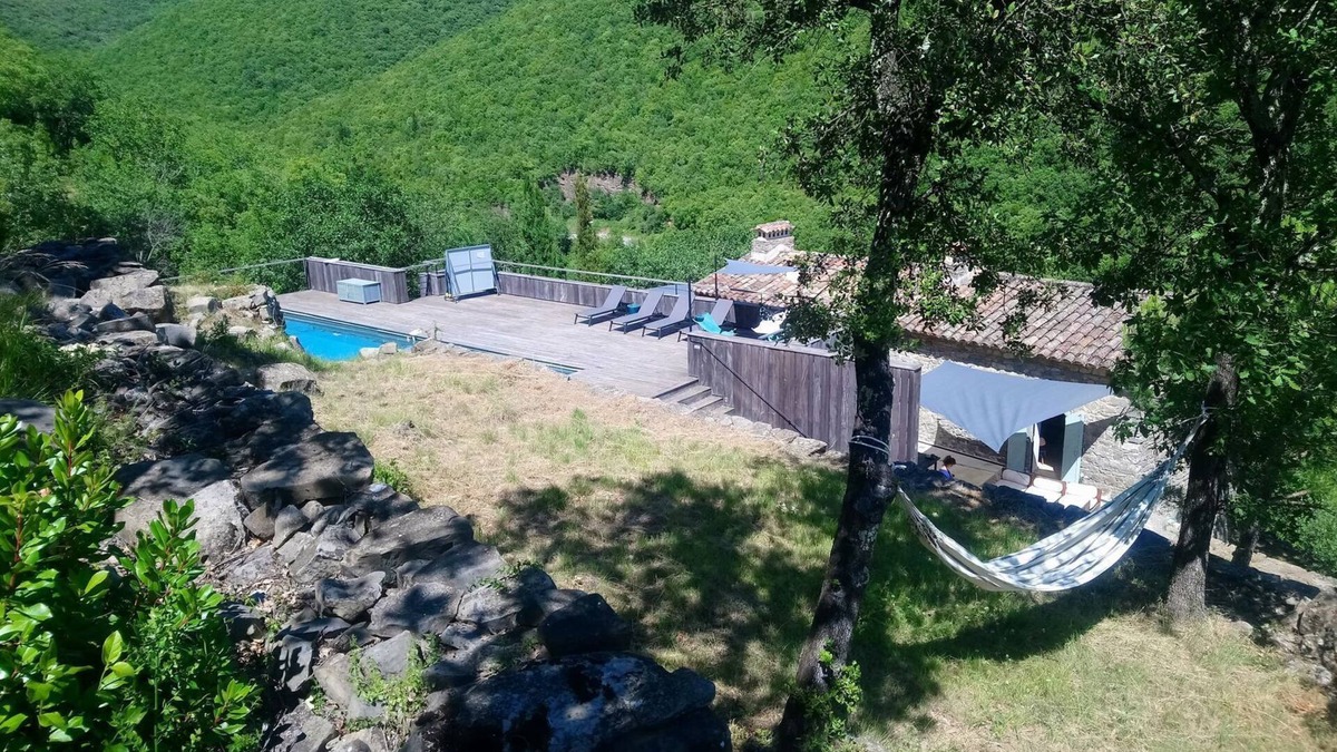 Saint-Hippolyte-du-Fort House | Ancient hermitage clinging to the mountain, swimming pool, magnificent view