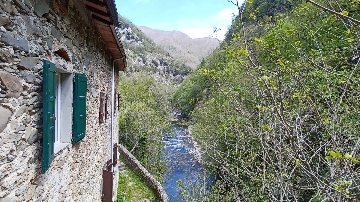 Casoli House | ANCIENT HOUSE ON THE RIVER