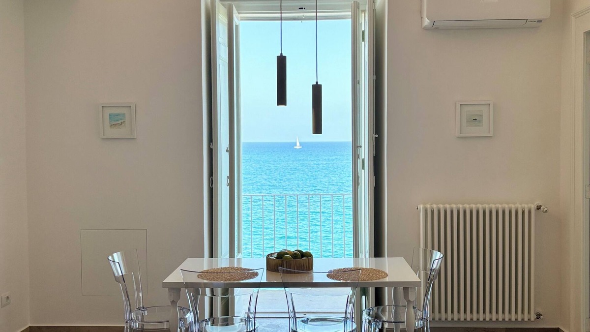 Molfetta Apartment | Ancient Residence On The Sea - Blu - Luxury Apartment With Sea View - Molfetta
