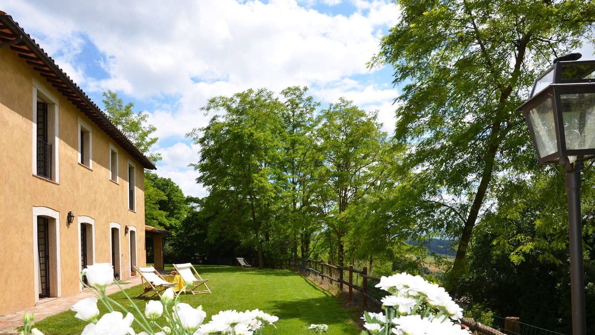 Corbara Cottage | ancient, restored villa in a farm house, private garden, pool in the farm