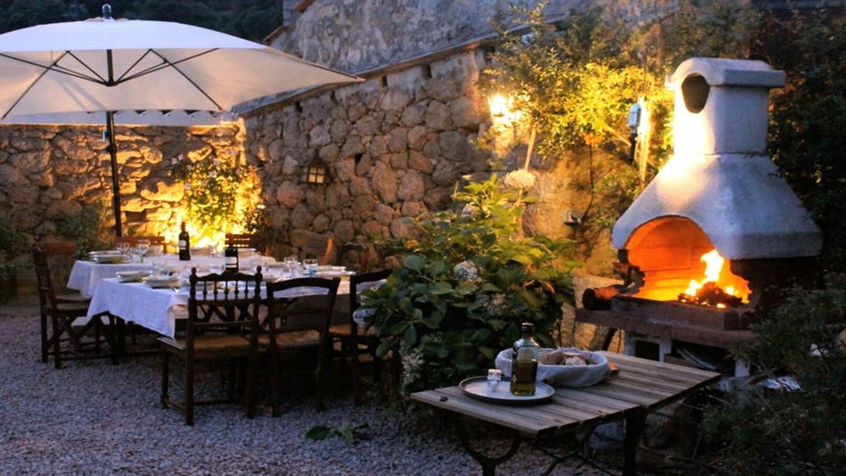 Guarguale House | Ancient stone house in the village