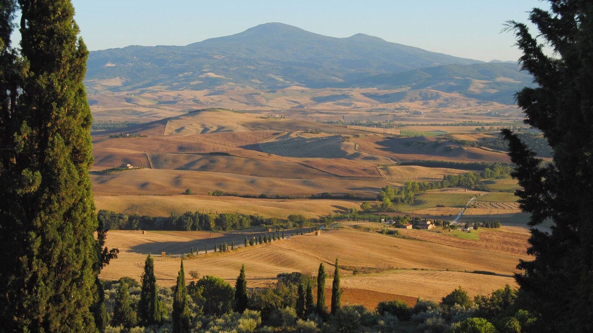 Casciano di Murlo House | Ancient Tuscan farmhouse 20 minutes from Siena