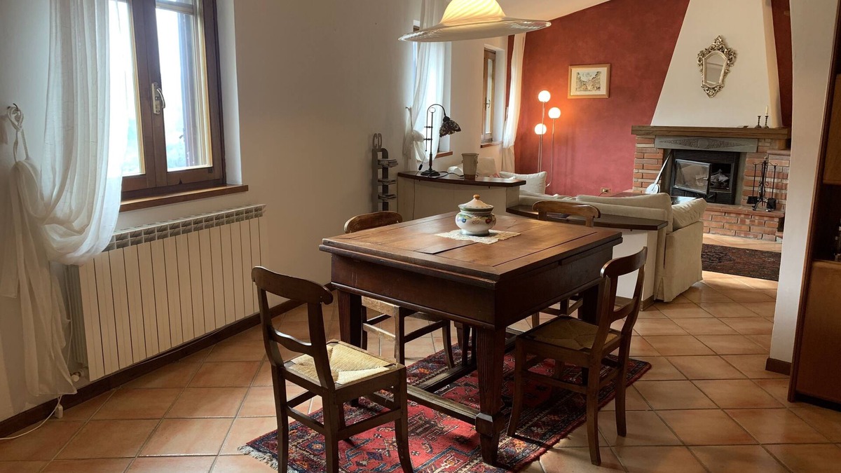 Vellano House | Ancient village living with modern amenities, overlooking swallows fly below you
