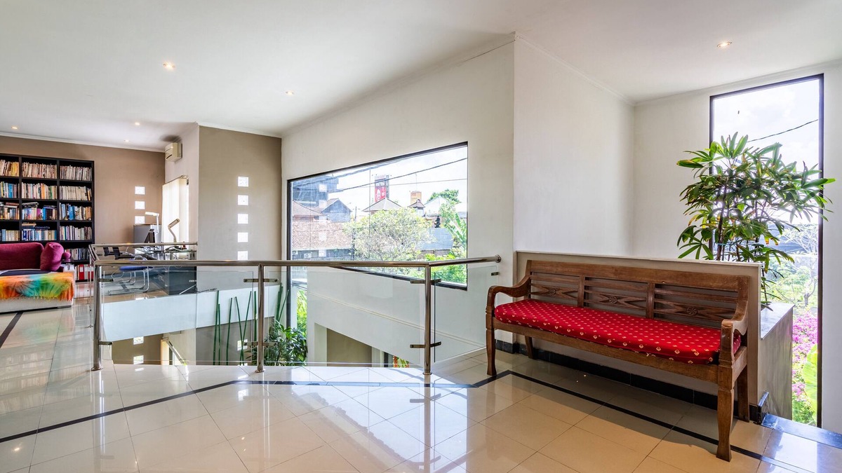 Imam Bonjol Villa | Anedda Mutiara Villa