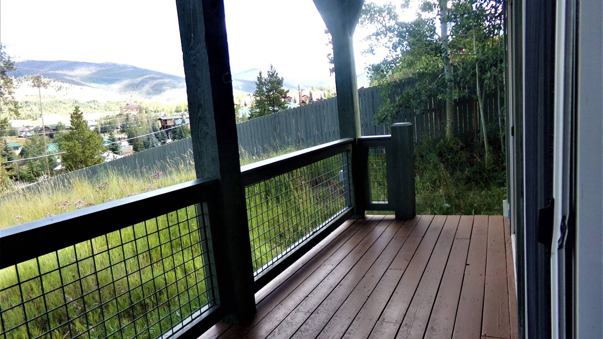 Dillon House | Anemone Townhome 3 Bed 3 Bath
