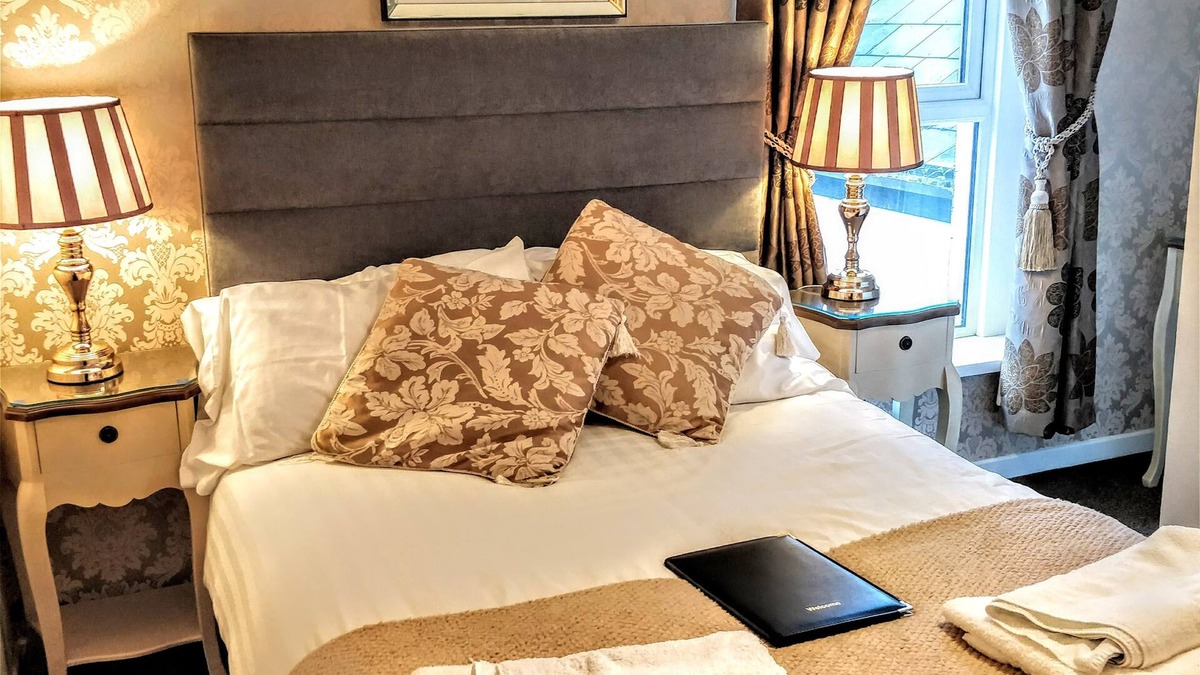 Bogside Bed & Breakfast | Angel House Bed & Breakfast