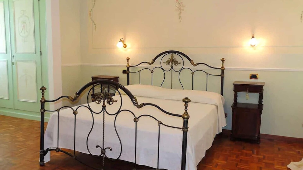 Servigliano Villa | Angela Garden B&B - Villa in oasis of peace