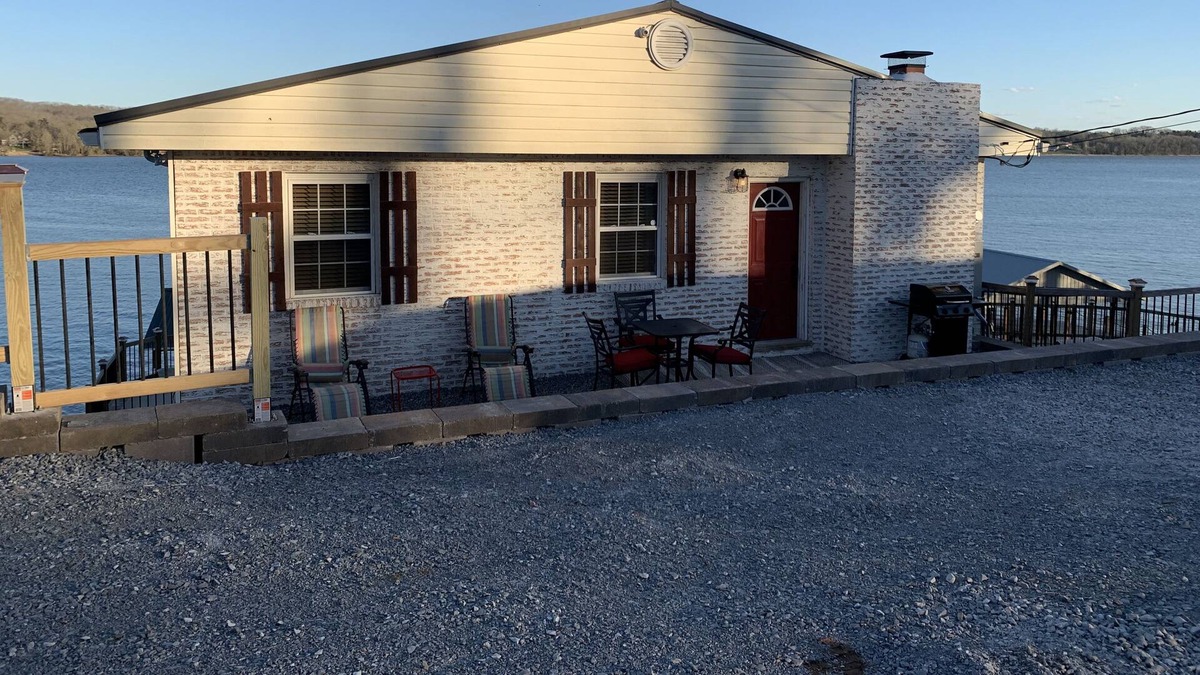 Chickamauga Lake House | Angler's Cove: Lake Chickamauga to Sale Creek, Tennessee