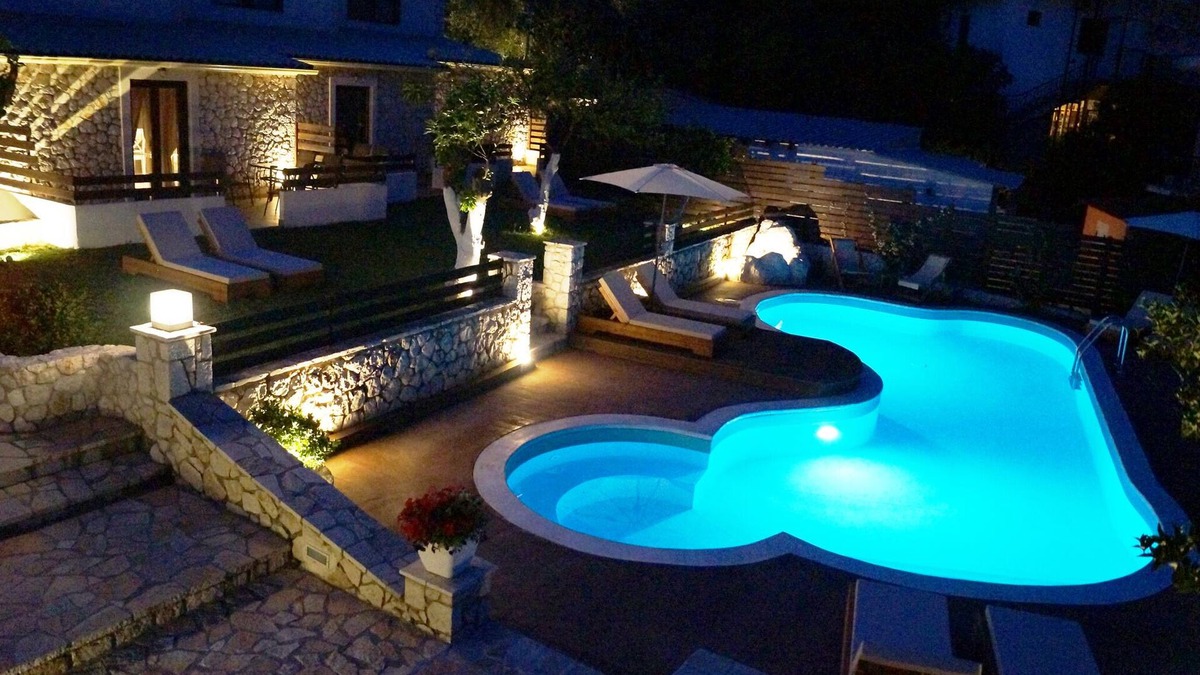 Perama House | Anita Village