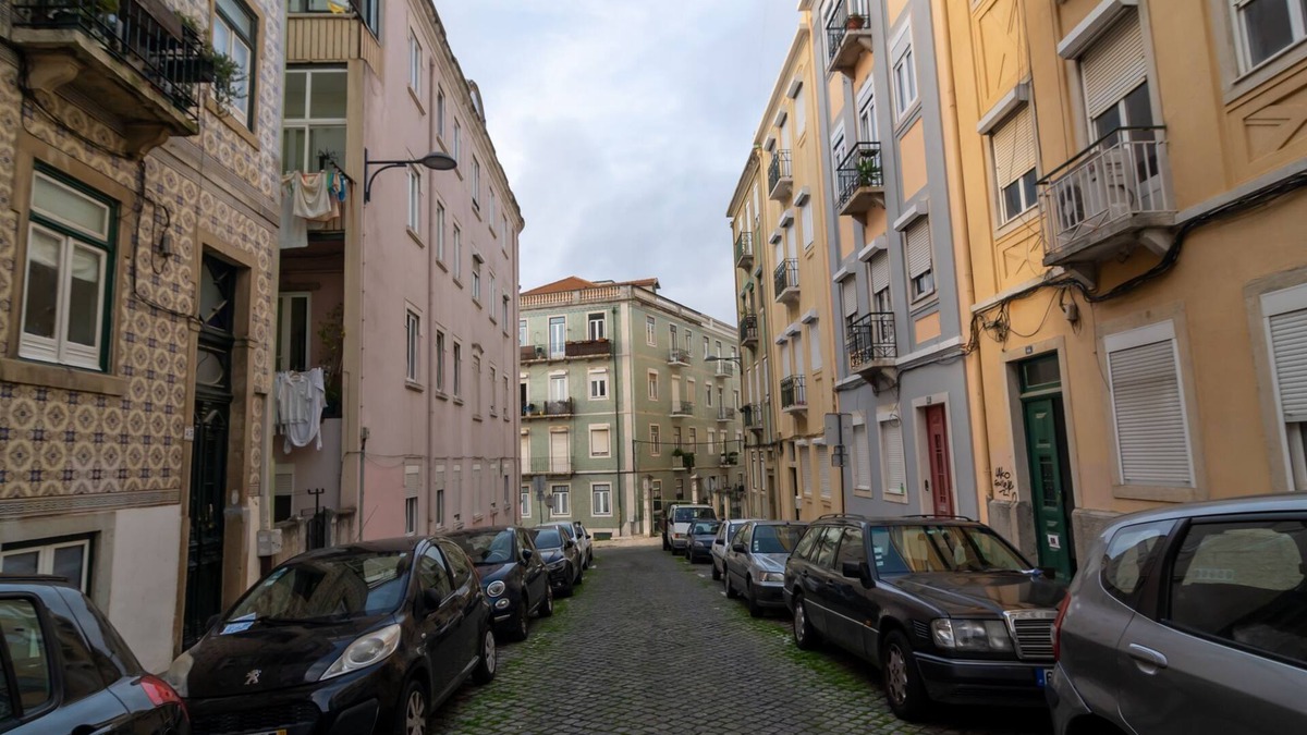 Penha de Franca Apartment | Anjos' City Escape by LovelyStay