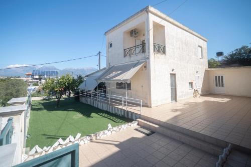 Petrokefalion House | Anna's House