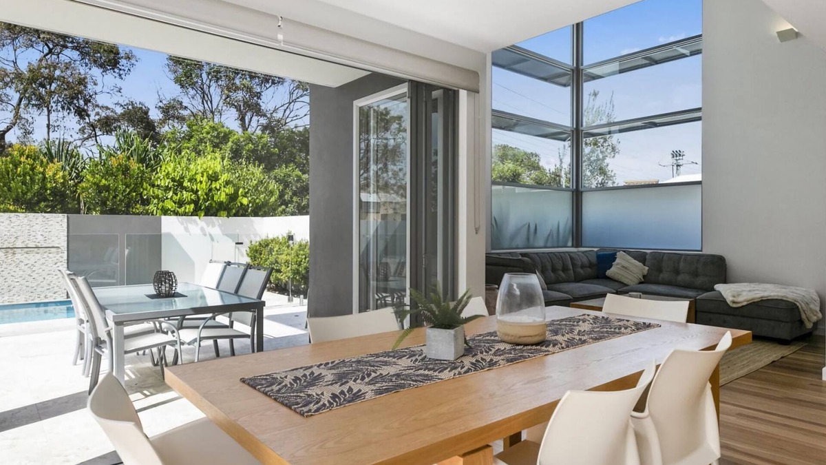 Sunshine Beach Apartment | Anna - Superbly Stylish Luxury Townhouse with Private Pool