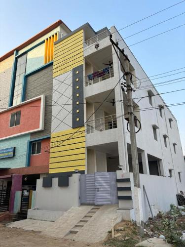 Tirupati House | Annamaiah Premium & Grand - 2 & 3 BHK Apartments for Families - Homestay & Home Food Service