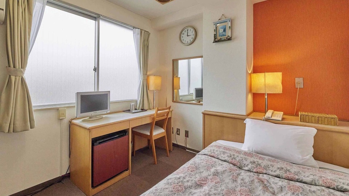 Kumagaya Hotel | Annex building Single smoking free WiFi availa/Kumagaya Saitama
