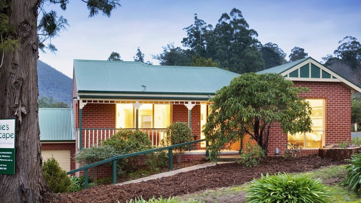 Warburton House | Annie's Escape in Warburton