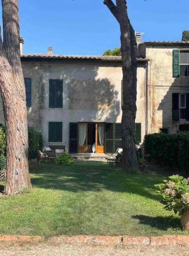 saline breschi Villa | Antico Casale dell'800