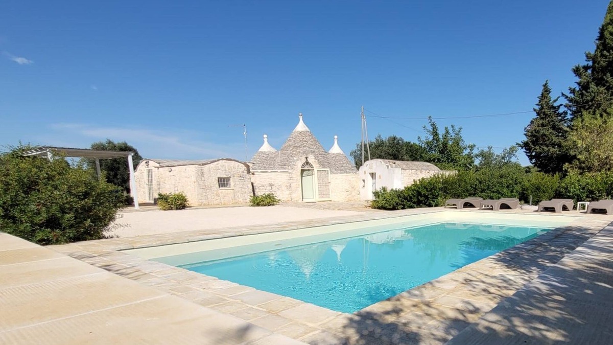 Ceglie Messapica House | Antico Trullo Ulmo - Private pool + Wi-Fi