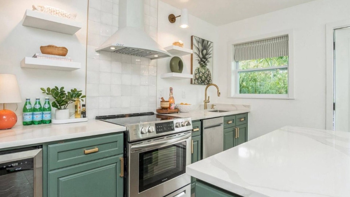 Parker Ridge Villa | Antique Row Zen Apartment