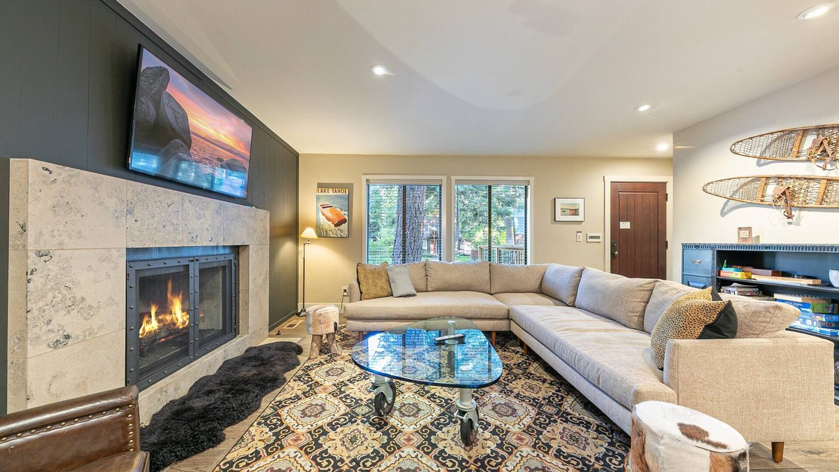 Sunnyside House | Antler Cabin By Tahoe Getaways - Completely Remodeled 2 BR in Tahoe Park