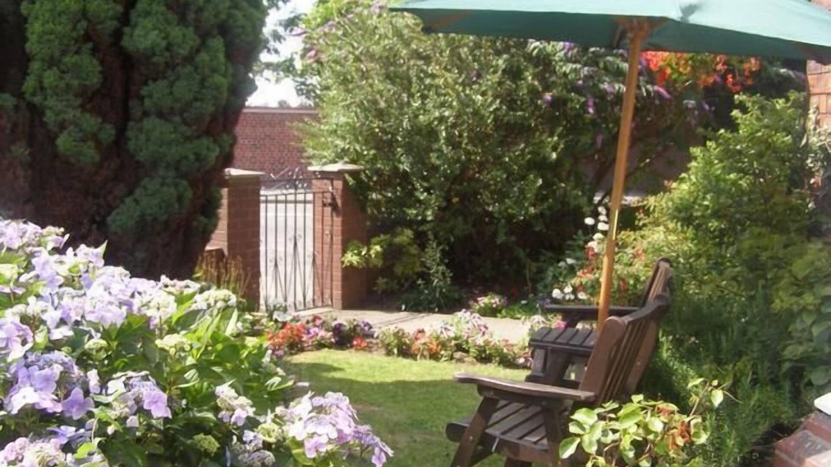 Shrewsbury Bed & Breakfast | Anton Guest House B&B