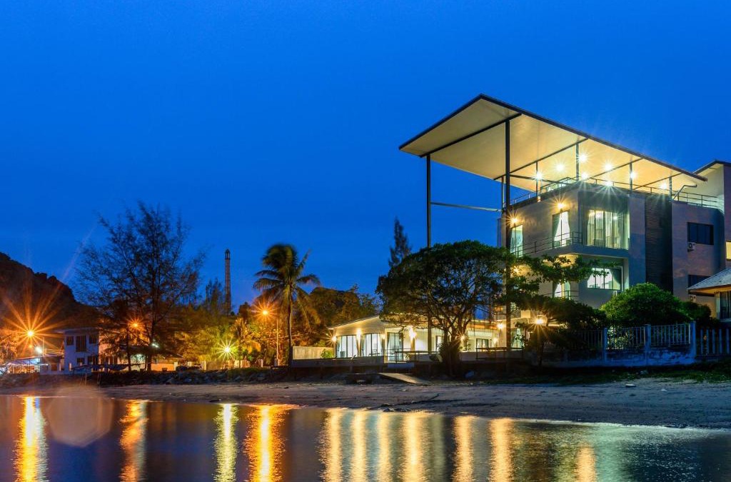 Prachuap Khiri Khan Resort | Aownoi Bay Resort