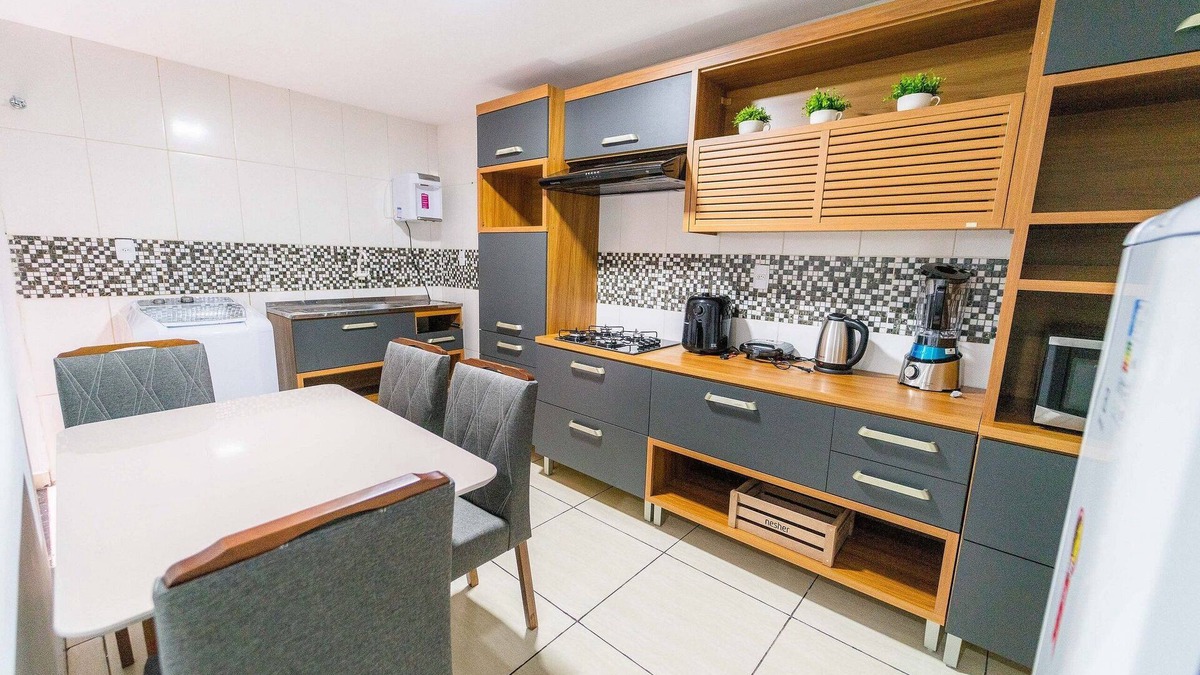 Vicente Pires House | Ap Com Suite ,wi-fi 500mb , Estacionamento, Elevador, Cozinha Completa , Jr Catito