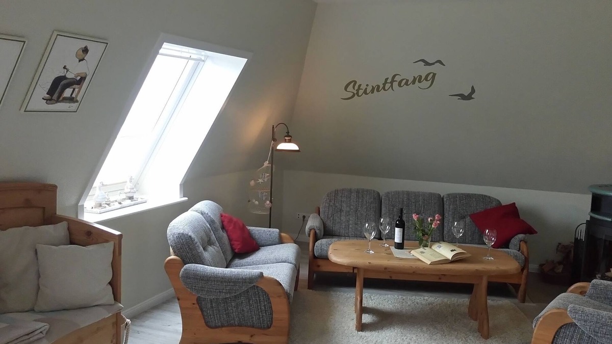 Stinteck Apartment | Apartment on the 1st floor, with fireplace and balcony. 6 sleeping berths in the rustic attic.