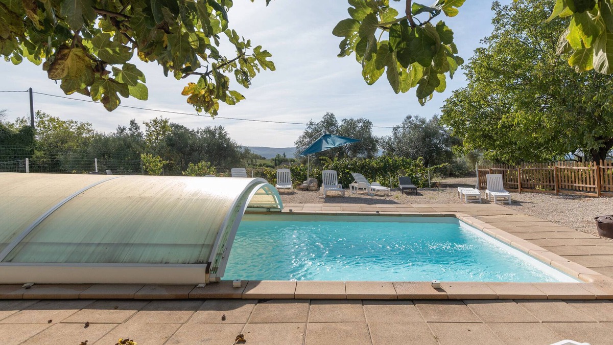 Saint-Sauveur-de-Cruzieres Apartment | Apartment 'Gîte 3 - Lavande' with Lake View, Shared Pool and Wi-Fi