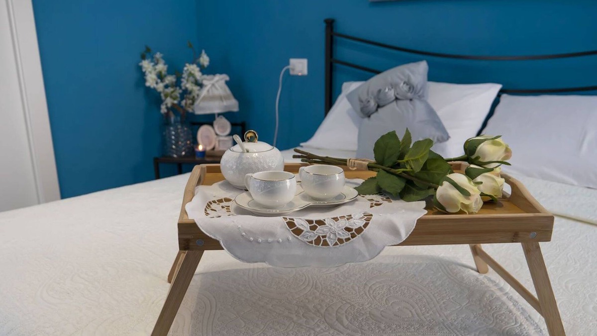 Santo Stefano di Camastra House | Apartment located in the center of town. With all the amenities.