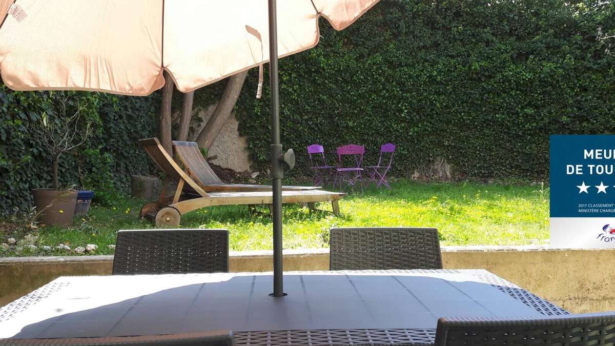 Apt Apartment | Apart. 4 * Modern Spacious with garden - Secure parking