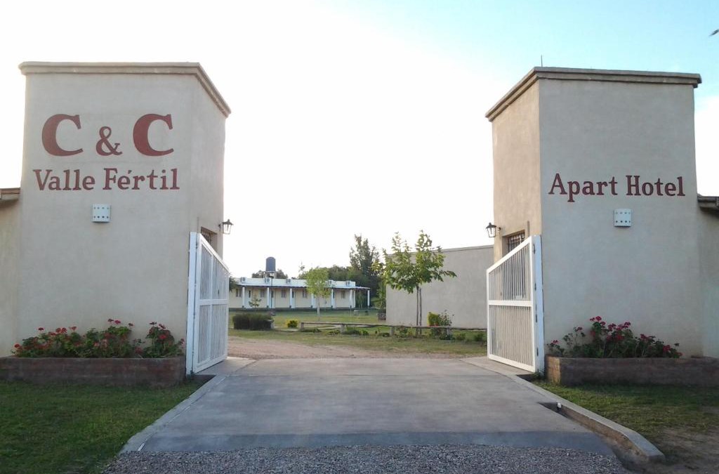 San Agustin de Valle Fertil Apartment | Apart C&C Valle Fértil