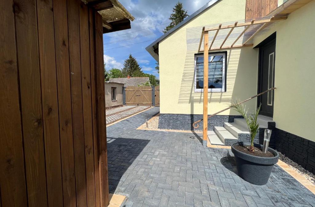 Bleyen-Genschmar House | Apart Oderblick Ferienhaus