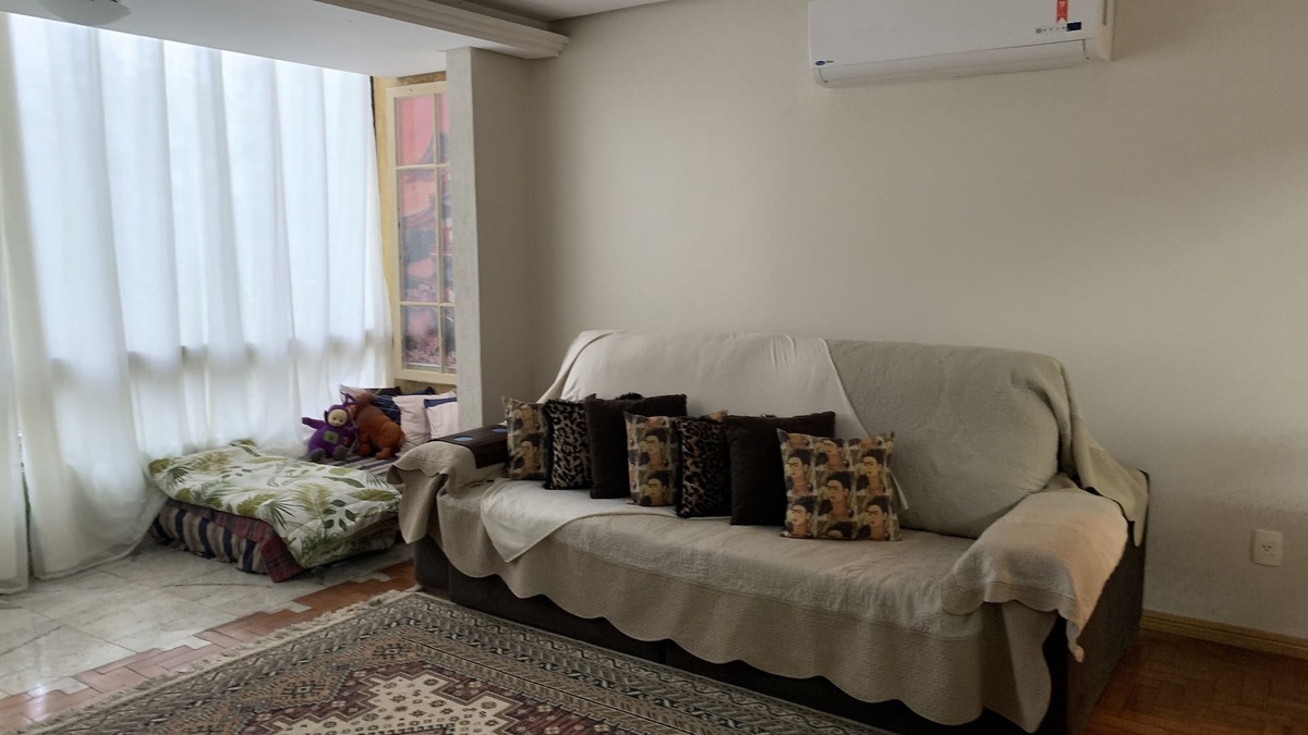 Petropolis Apartment | Apartamento Aconchegante e bem Localizado