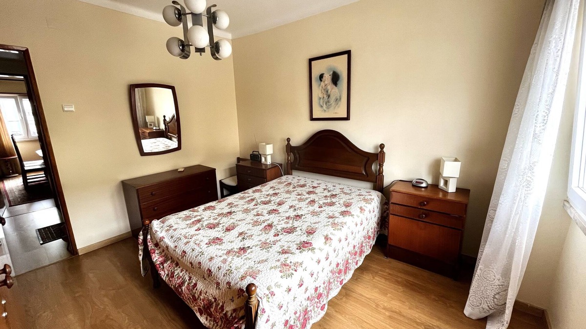 Algueirao - Mem Martins Apartment | Apartamento Antiquado Perto de Sintra