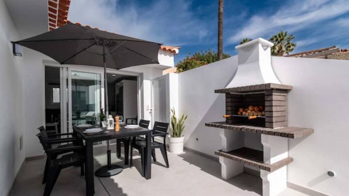 Chayofa House | Apartamento con Piscina Comunitaria y Terraza Independiente