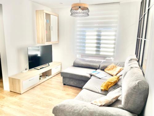 San Lazaro y Otero Apartment | Apartamento Darío de Regoyos