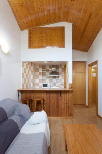 Puebla de Lillo Apartment | Apartamento en el puerto de San Isidro